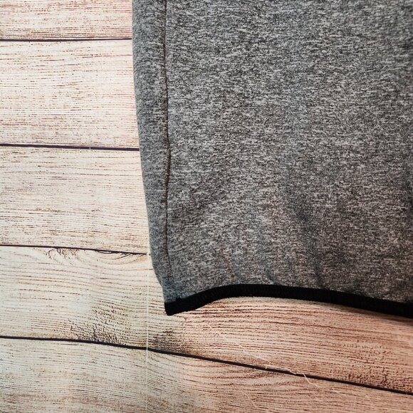 Adidas Golf Mens Puffer Vest Size M Black Gray 1/2 Zip Sleeveless Jacket Pockets - Picture 14 of 15